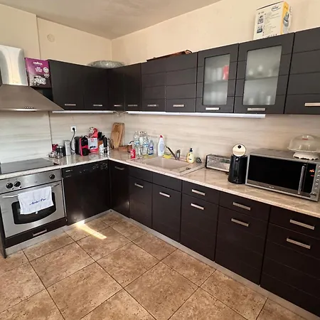равногор парадайс Villa *
